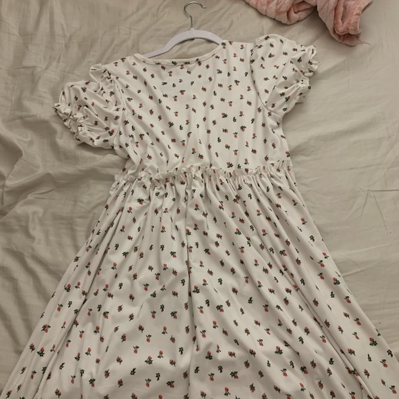 rose patterned babydoll dress - Picture 4 of 4